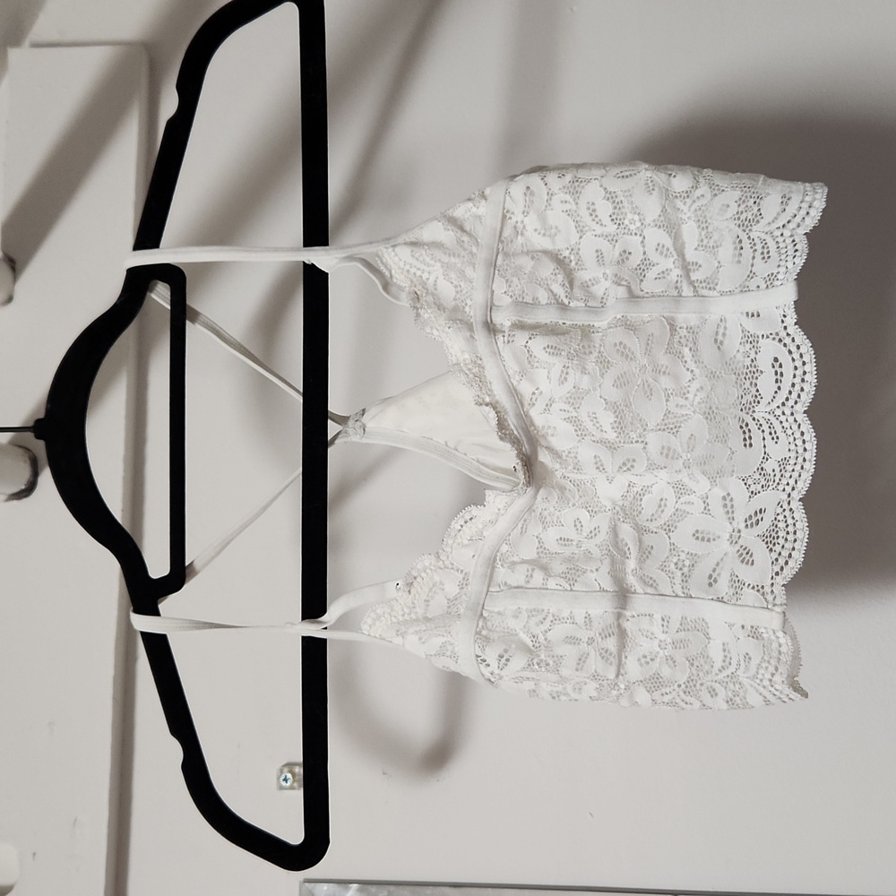 White Lacy Aerie Bralette (M)